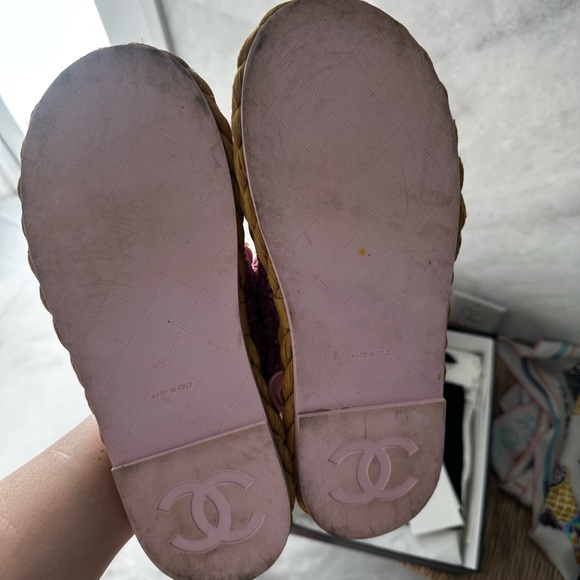 Authentic Chanel pink tweed dad sandals - Picture 5 of 5